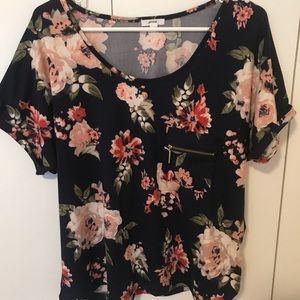 Ardène flower design T-Shirt with zip pocket